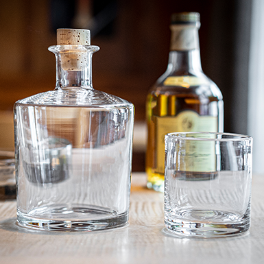 Whisky decanter and beaker